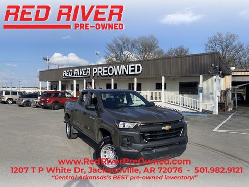 Used 2024 Chevrolet Colorado W/T image 1
