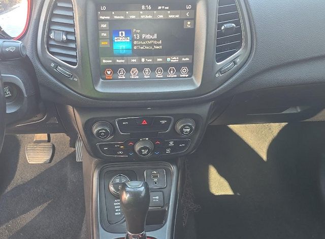 Used 2020 Jeep Compass Trailhawk AWD/4WD image 6