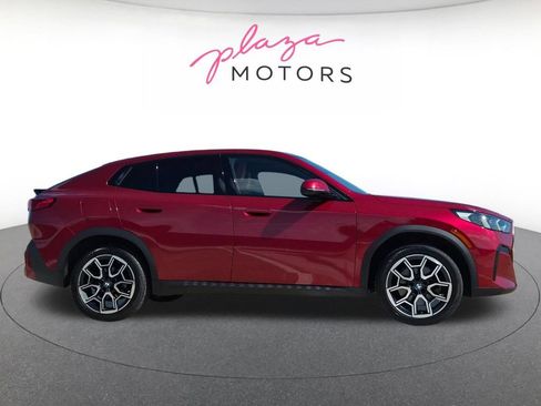 Certified 2024 BMW X2 xDrive28i w/ Convenience Package AWD/4WD image 4