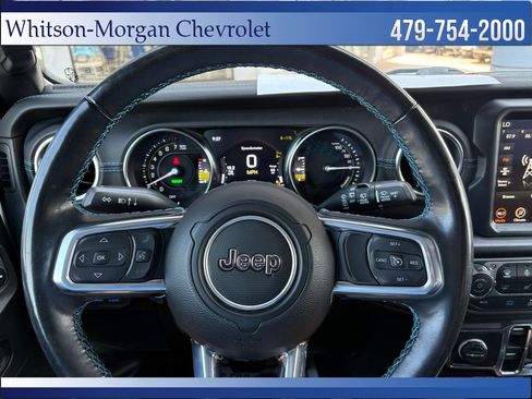 Used 2022 Jeep Wrangler Unlimited Rubicon 4xe w/ Cold Weather Group AWD/4WD image 19