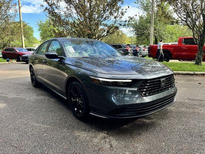 New 2025 Honda Accord SE