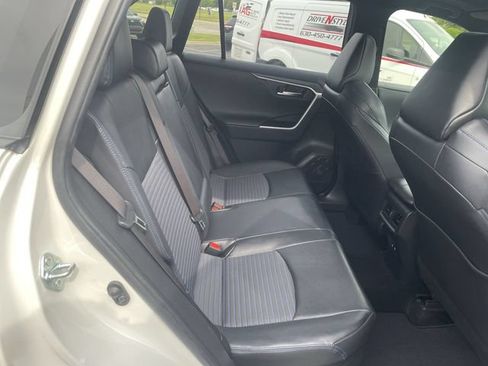 Used 2019 Toyota RAV4 XSE w/ Carpet Mat Package AWD/4WD image 37