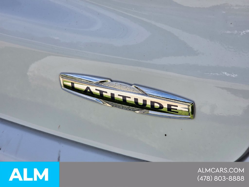 Used 2024 Jeep Compass Latitude AWD/4WD image 20
