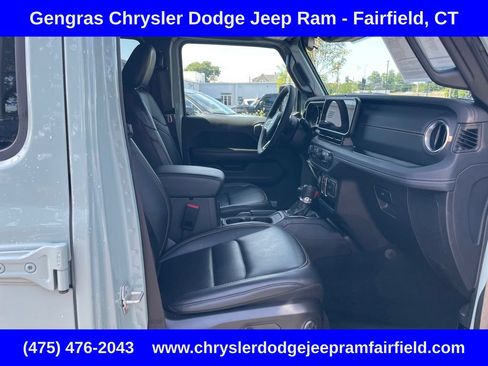 Used 2024 Jeep Wrangler Unlimited Sahara w/ Safety Group AWD/4WD image 21