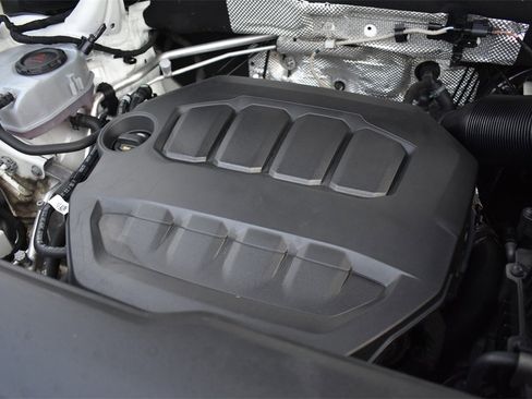 Used 2024 Volkswagen Atlas Cross Sport SE image 36