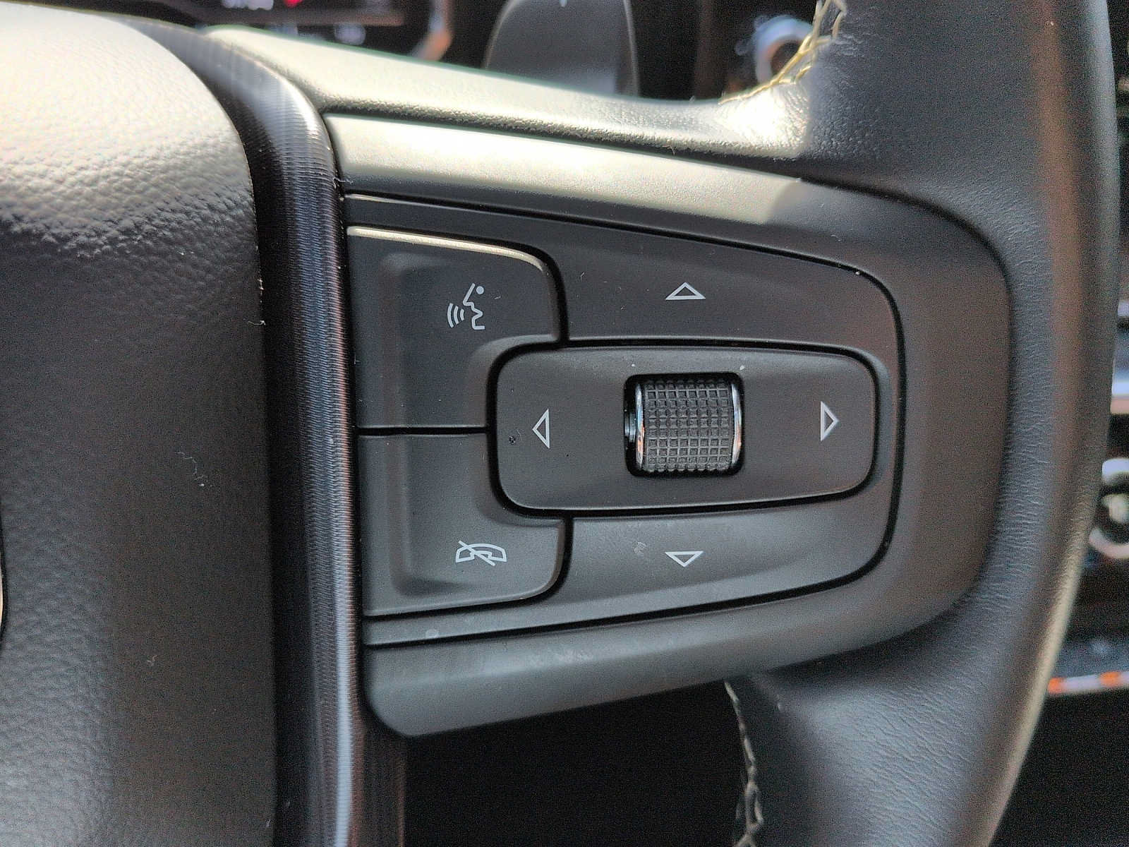 Used 2024 GMC Sierra 1500 Denali Ultimate AWD/4WD image 19