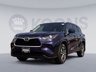 Used 2023 Toyota Highlander XLE
