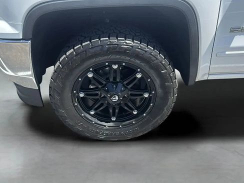Used 2017 GMC Sierra 1500 SLE w/ SLE Value Package RWD image 31