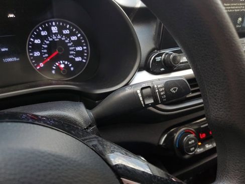 Used 2019 Kia Forte LXS image 14