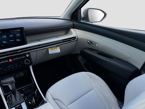 New 2026 Hyundai Tucson SEL image 16