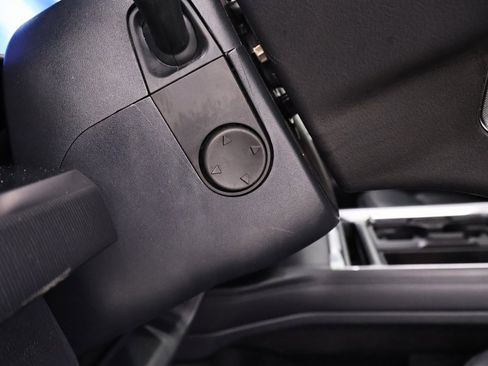 Certified 2025 Ford F350 Platinum w/ FX4 Off-Road Package image 29