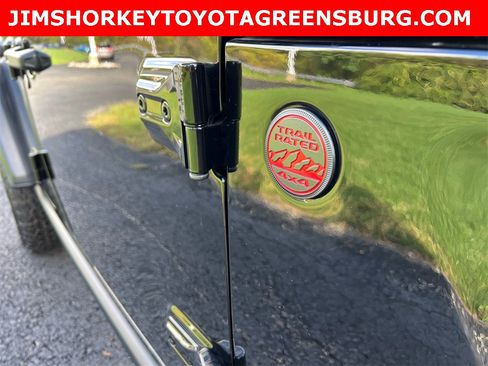 Used 2025 Jeep Wrangler Unlimited Rubicon w/ Convenience Group image 13