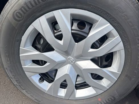 New 2026 Toyota Corolla Cross L FWD image 10