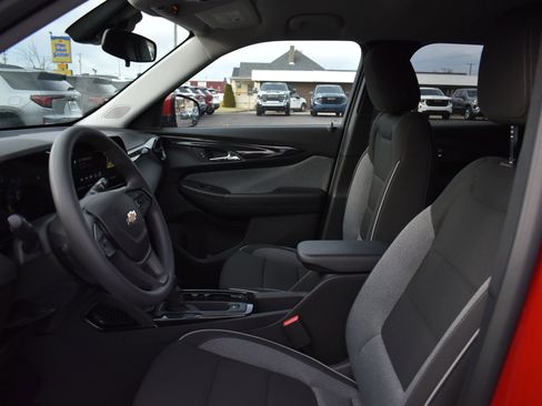 New 2026 Chevrolet TrailBlazer LT image 14