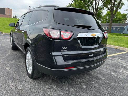 Used 2015 Chevrolet Traverse LT w/ Style and Technology Package AWD/4WD image 3