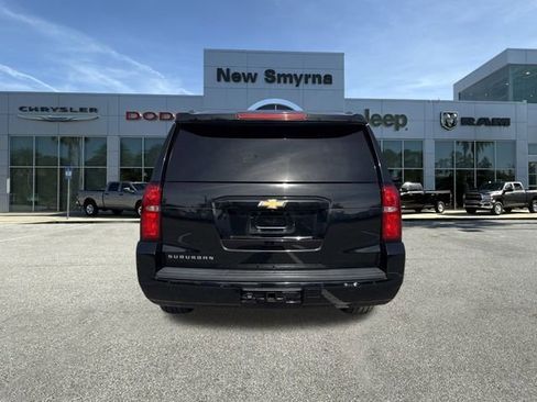 Used 2016 Chevrolet Suburban LT image 5