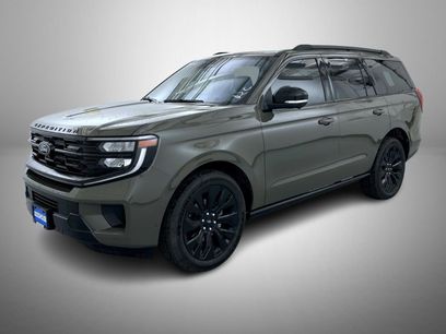 New 2025 Ford Expedition Platinum w/ Stealth Appearance Package