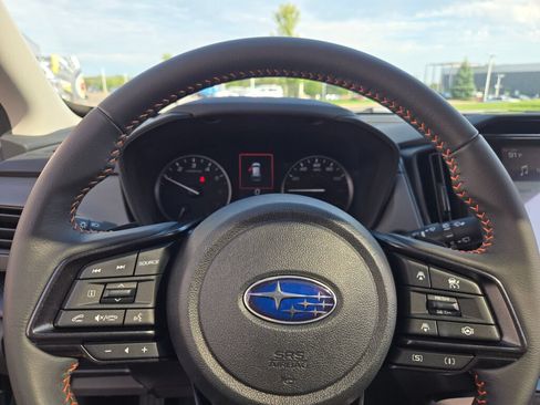 Used 2024 Subaru Crosstrek 2.5i Limited w/ Crosstrek Mirror Package AWD/4WD image 34