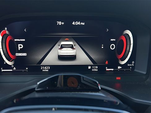 Used 2025 Nissan Rogue SL w/ Tech Package image 24