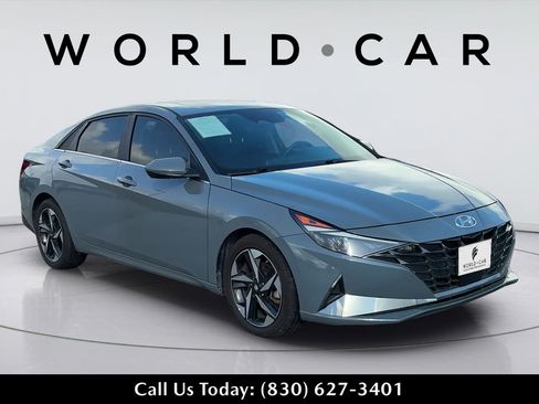 Used 2022 Hyundai Elantra SEL w/ Convenience + Premium Package FWD image 1