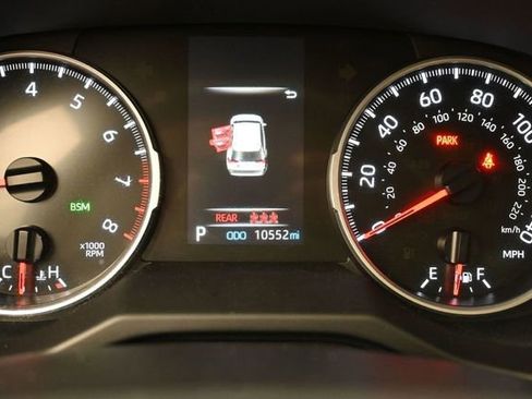 Certified 2022 Toyota RAV4 XLE AWD/4WD image 24