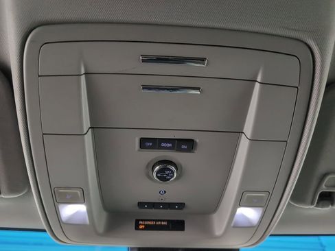 Used 2019 GMC Yukon XL SLT image 20