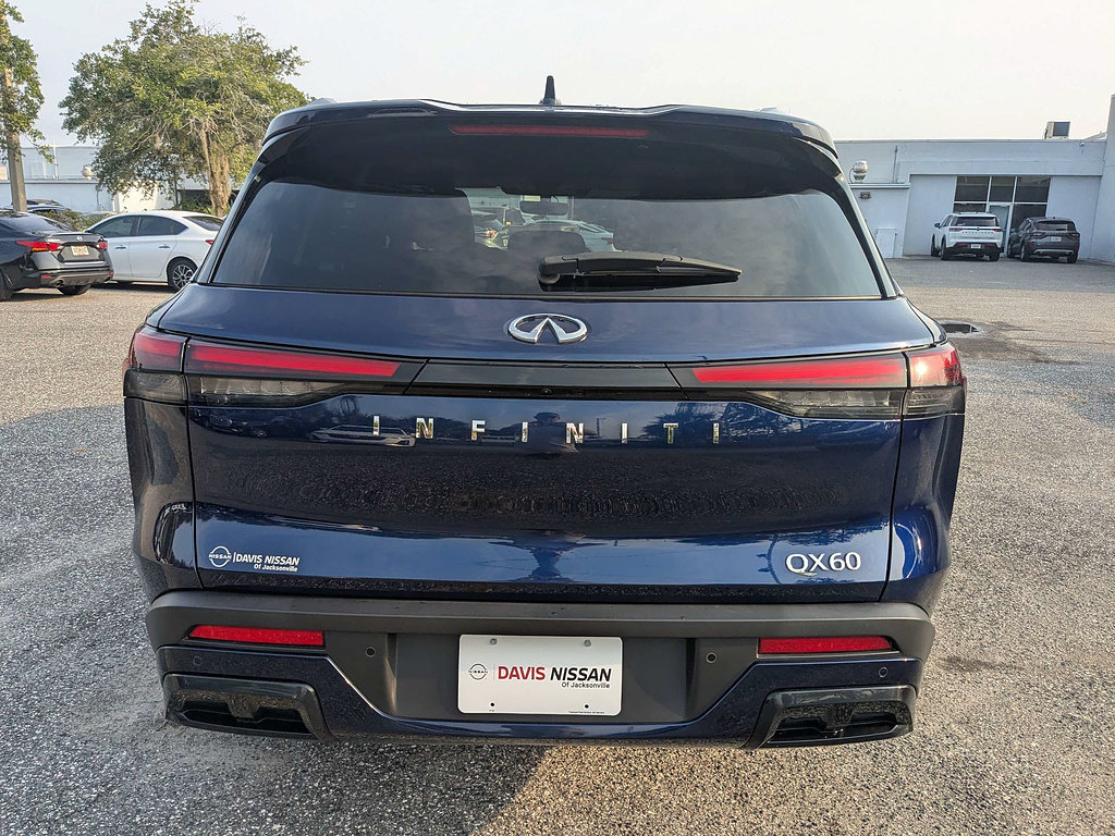 Used 2025 INFINITI QX60 Luxe FWD image 5