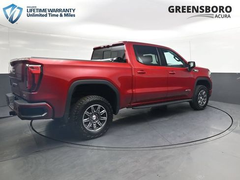 Used 2024 GMC Sierra 1500 AT4 w/ Technology Package AWD/4WD image 5
