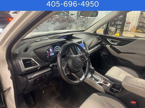 Used 2021 Subaru Forester Premium image 13