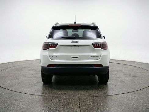 Used 2025 Jeep Compass Limited AWD/4WD image 7