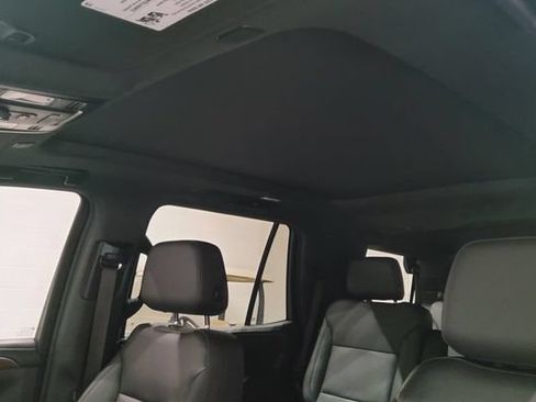 Used 2022 Chevrolet Tahoe Z71 AWD/4WD image 16