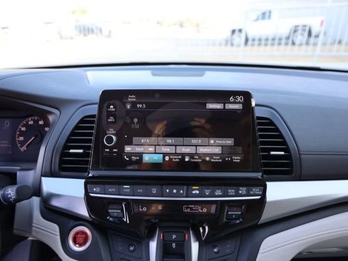 New 2026 Honda Odyssey EX-L image 21