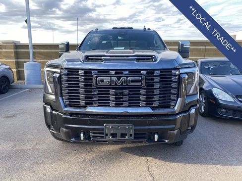 Used 2024 GMC Sierra 2500 Denali Ultimate AWD/4WD image 7
