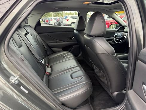 Used 2024 Hyundai Elantra Limited FWD image 16