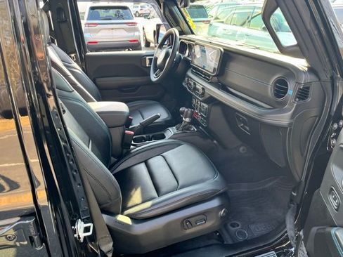 Used 2024 Jeep Wrangler Unlimited Rubicon 4xe image 25