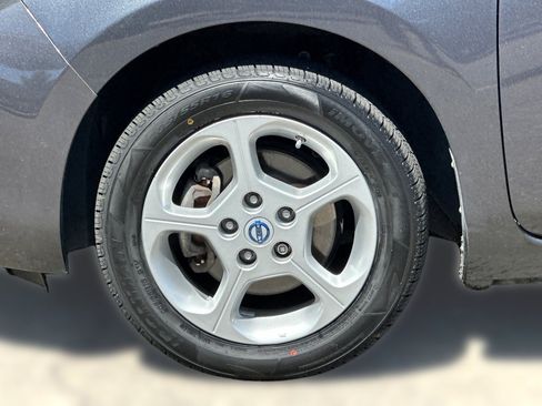 Used 2013 Nissan Leaf SV w/ LED & Quick Charge Pkg FWD image 12