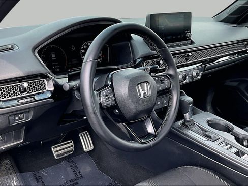Used 2025 Honda Civic Sport image 18
