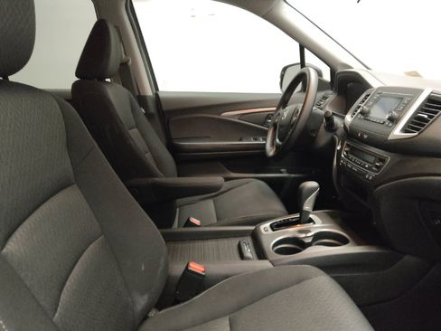 Used 2018 Honda Ridgeline Sport image 21
