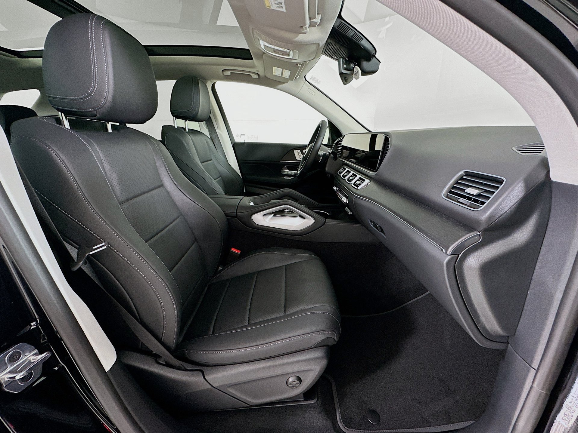 New 2026 Mercedes-Benz GLE 450 4MATIC image 31