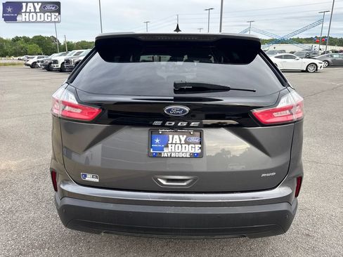 Used 2022 Ford Edge SE AWD/4WD image 6