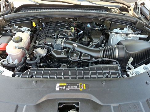 Used 2021 Jeep Grand Cherokee L Limited w/ MOPAR Finishing Package AWD/4WD image 28