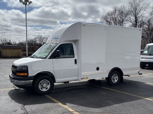 New 2024 Chevrolet Express 3500 w/ Power Convenience Package image 2