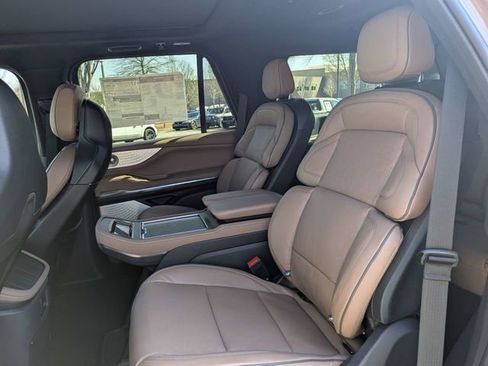 New 2026 Lincoln Navigator Black Label image 13