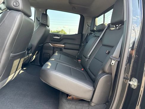 Used 2019 Chevrolet Silverado 1500 RST AWD/4WD image 9