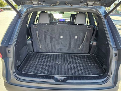 Used 2024 Toyota Grand Highlander Hybrid MAX Limited image 15