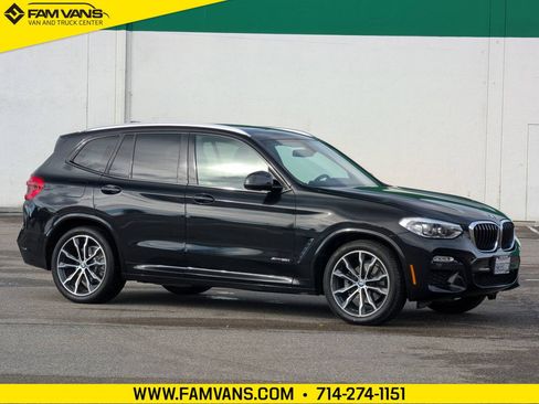 Used 2018 BMW X3 xDrive30i image 1