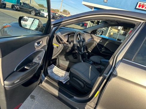 Used 2017 Hyundai Santa Fe Sport image 18