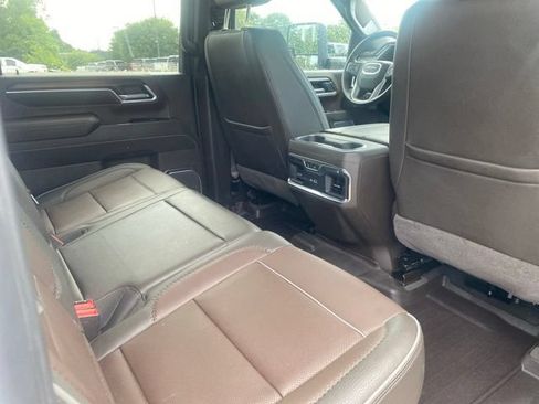 Used 2024 GMC Sierra 2500 Denali w/ Denali Reserve Package AWD/4WD image 11