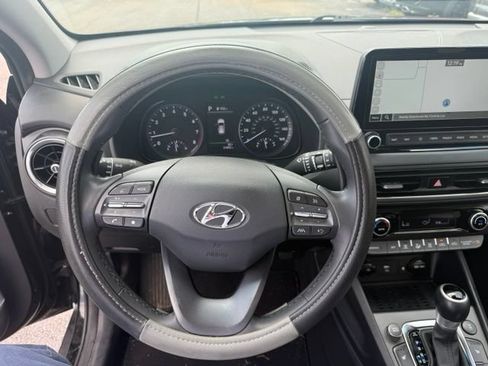 Used 2023 Hyundai Kona SEL w/ Convenience Package AWD/4WD image 11