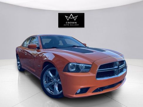 Used 2014 Dodge Charger R/T image 3